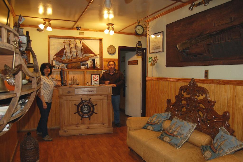 Hostal Victoria Punta Arenas Exterior foto